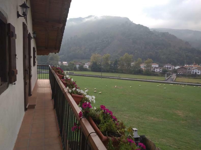 Casa Rural Lakoizketa Legasa Buitenkant foto